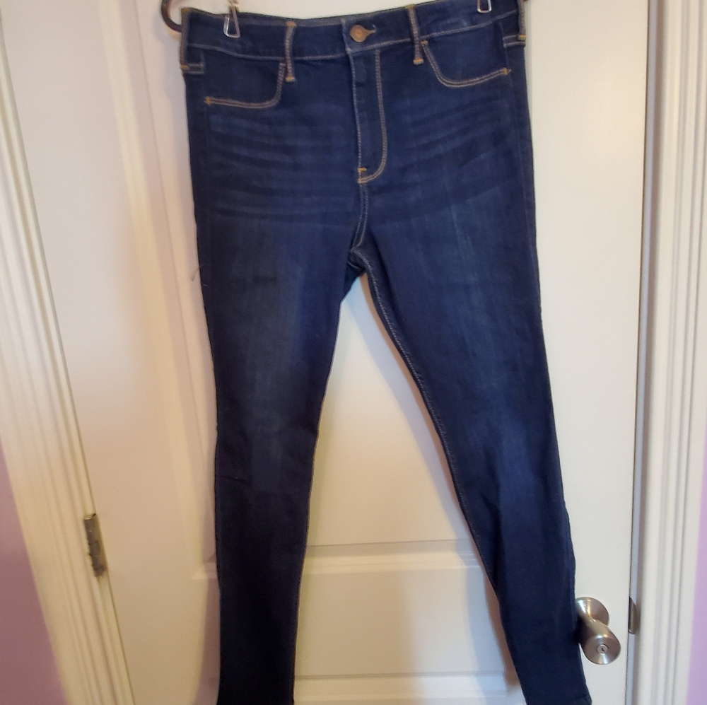 NWT, Hollister High Rise Legging jeans
